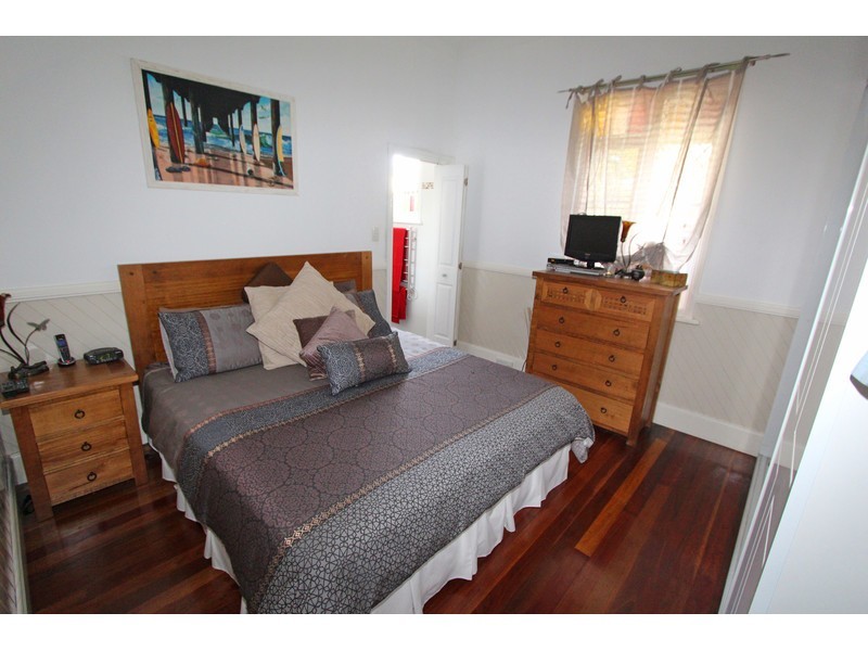 16 Bent Street, Cessnock NSW 2325