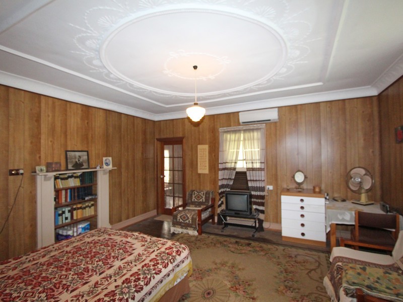 702 Wollombi Road, Bishops Bridge NSW 2326