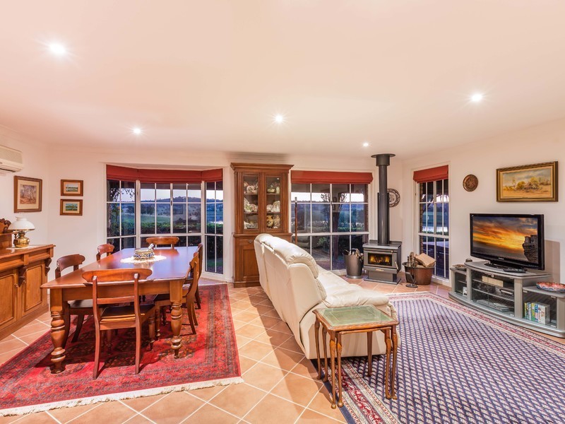 93 Luskintyre Road, Luskintyre NSW 2321