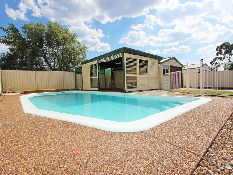 33 Mackellar Street, Cessnock NSW 2325