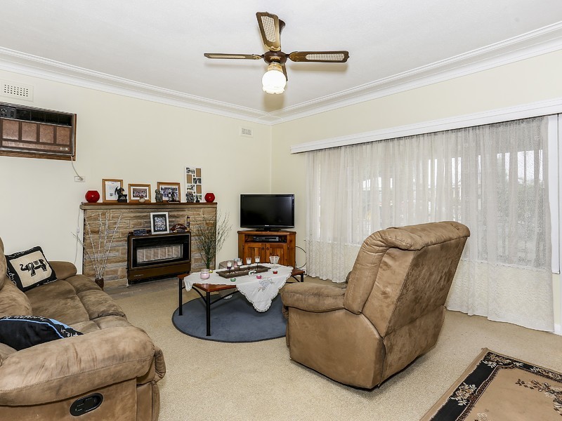 13 Guest Street, Cessnock NSW 2325