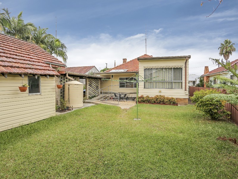 13 Guest Street, Cessnock NSW 2325