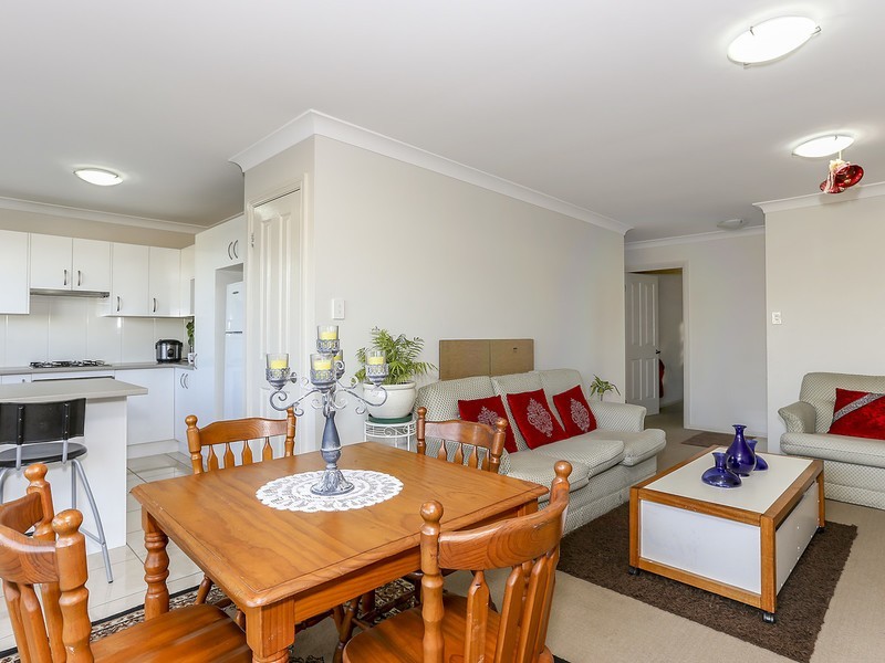 2/6 Kearsley Street, Cessnock NSW 2325