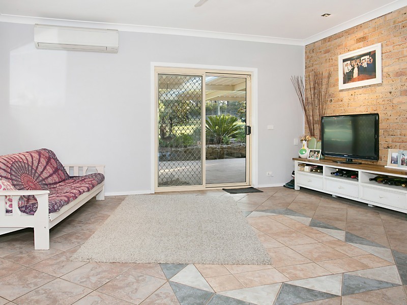 102 Olsen Road, Lovedale NSW 2325