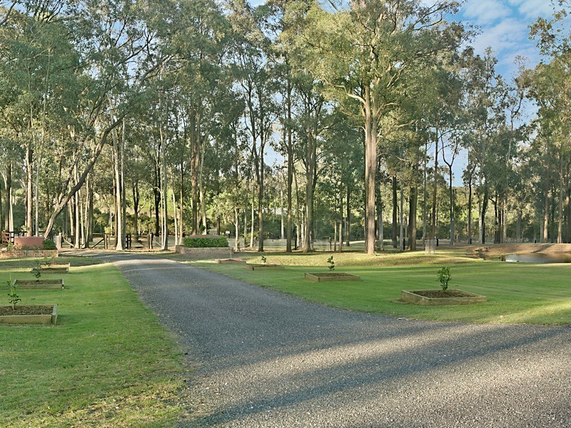 102 Olsen Road, Lovedale NSW 2325