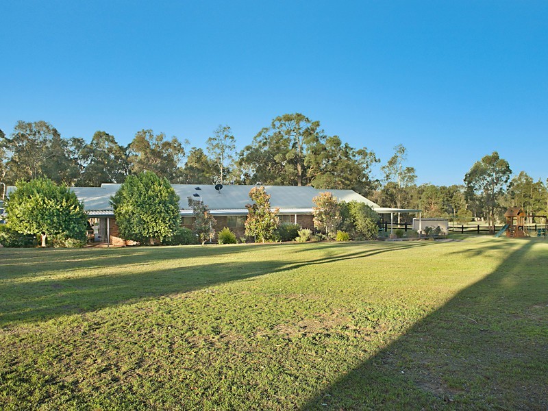 102 Olsen Road, Lovedale NSW 2325