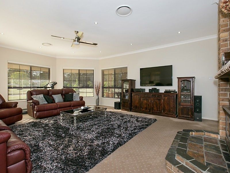 72 Wine Country Drive, Nulkaba NSW 2325