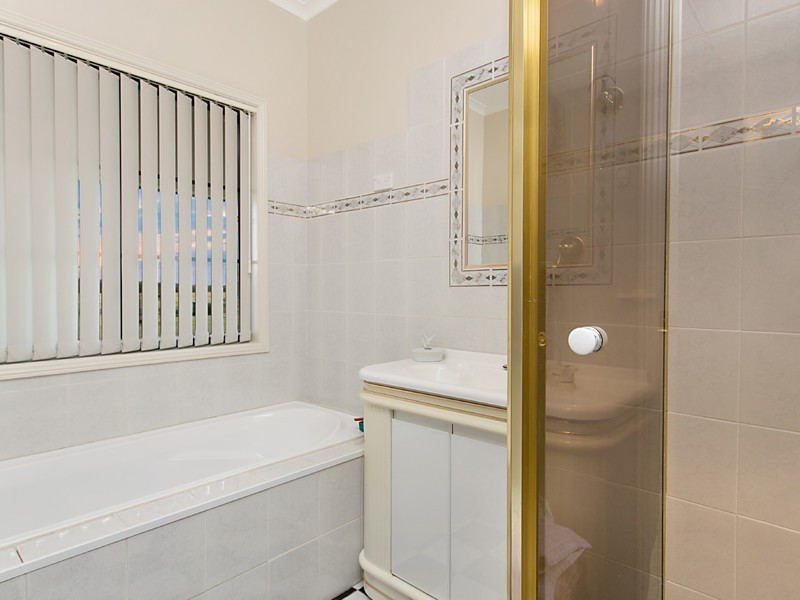 72 Wine Country Drive, Nulkaba NSW 2325