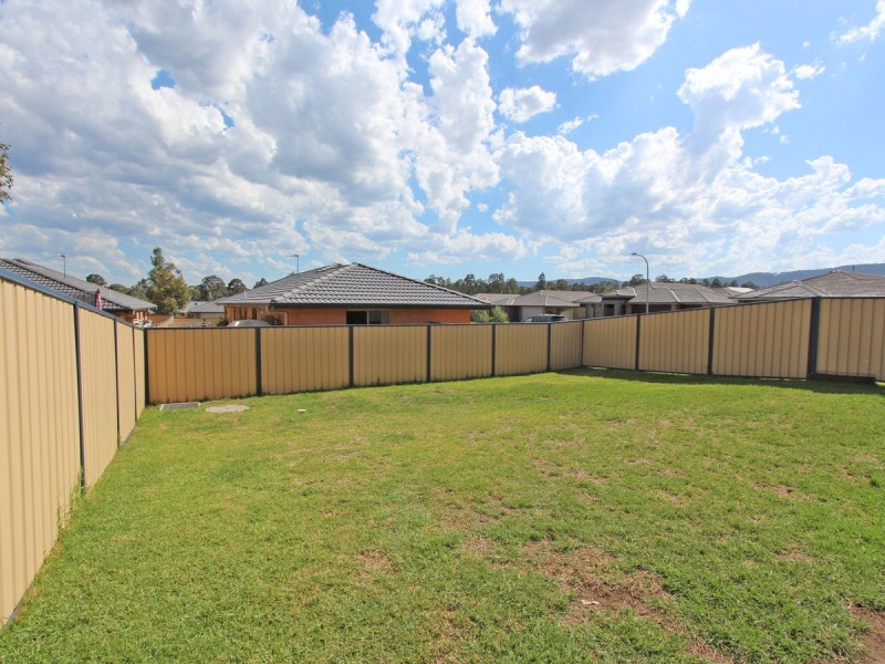 37 Zinfandel Circuit, Cessnock NSW 2325