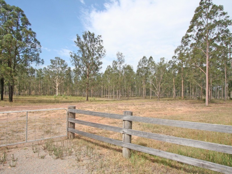 120 Robertson Circuit, Singleton NSW 2330