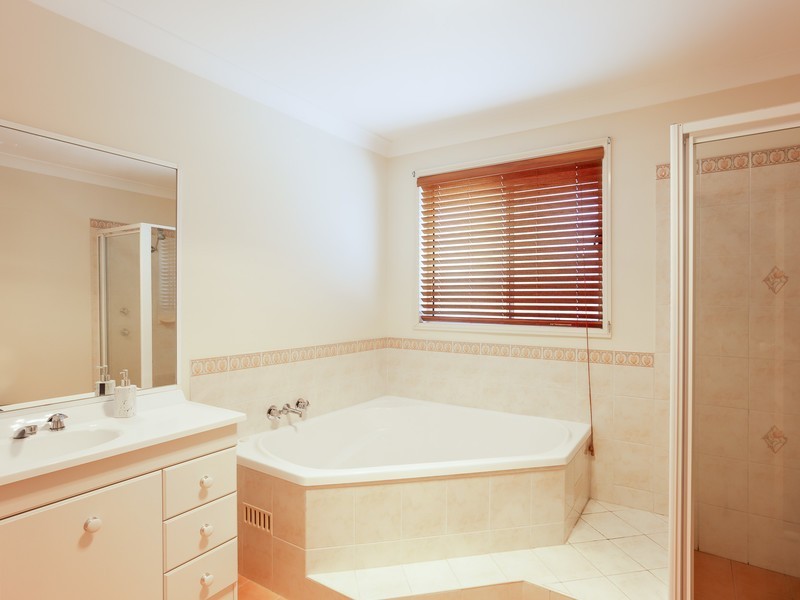 12 McKensey Street, Nulkaba NSW 2325