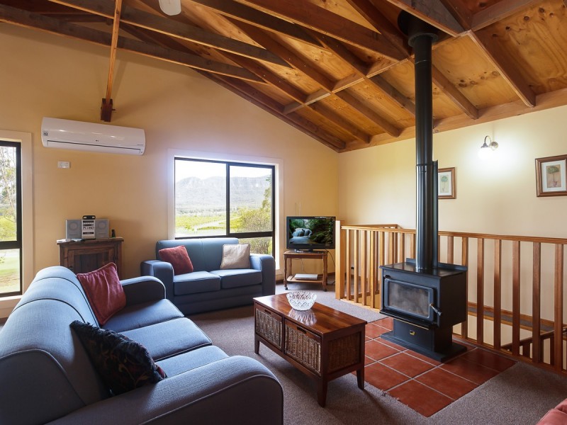 108 Mistletoe Lane, Pokolbin NSW 2320