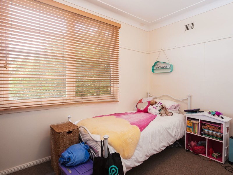 12 Lambert Street, Cessnock NSW 2325