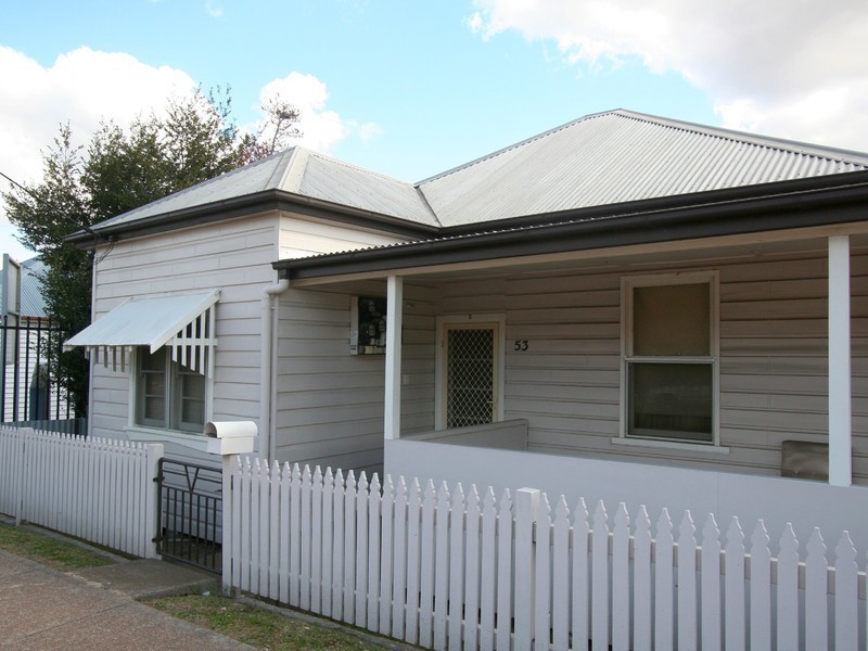 2/53 Cumberland Street, Cessnock NSW 2325