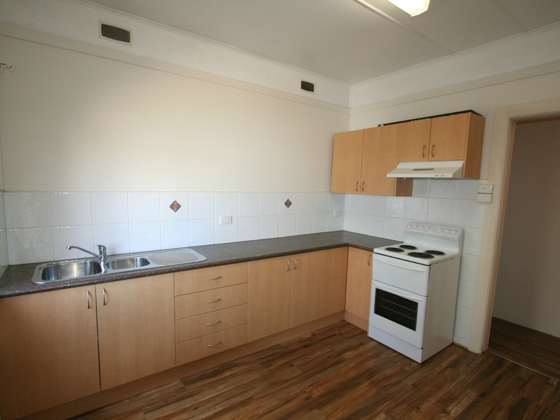 2/53 Cumberland Street, Cessnock NSW 2325