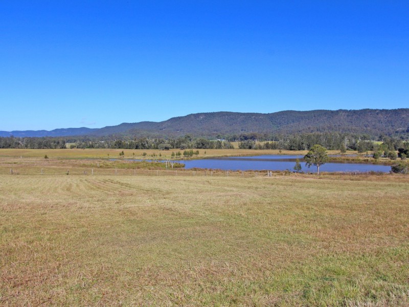 5 Tenth Avenue, Millfield NSW 2325
