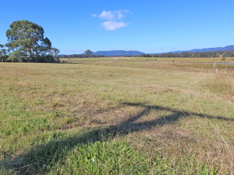 5 Tenth Avenue, Millfield NSW 2325
