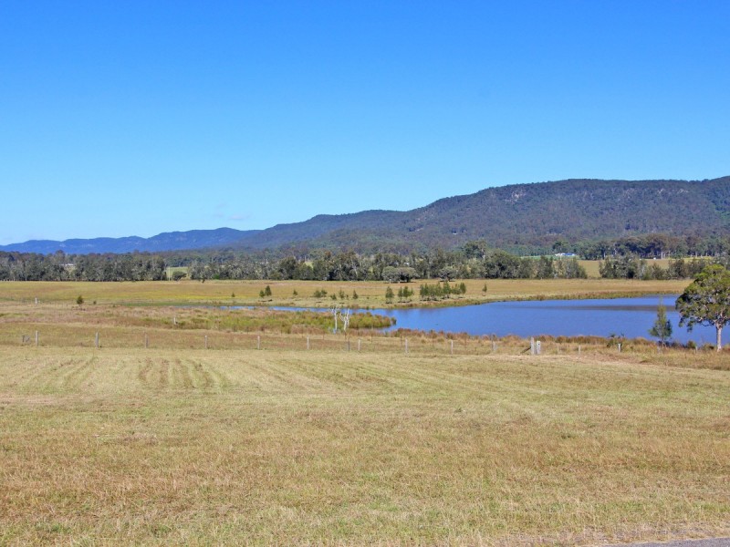 5 Tenth Avenue, Millfield NSW 2325