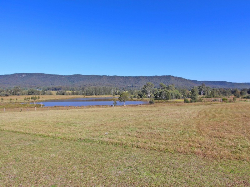 5 Tenth Avenue, Millfield NSW 2325