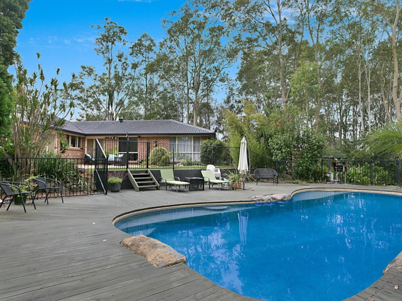 18 Camilla Close, Windella NSW 2320