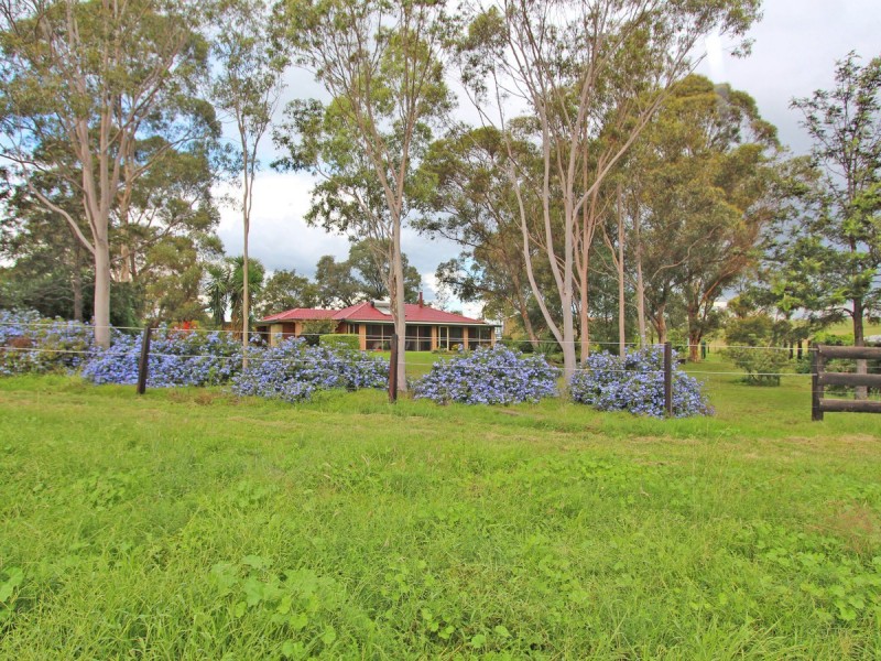 303 Range Road, Whittingham NSW 2330
