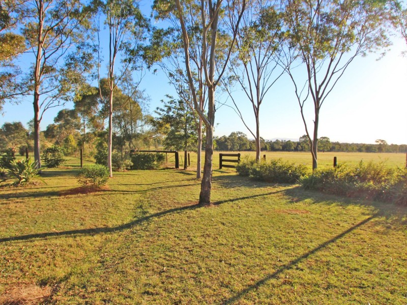303 Range Road, Whittingham NSW 2330