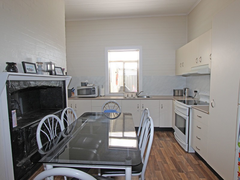24 Northcote Street, Cessnock NSW 2325