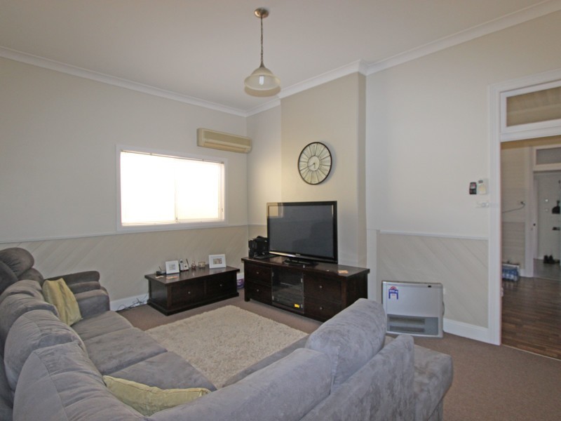 24 Northcote Street, Cessnock NSW 2325