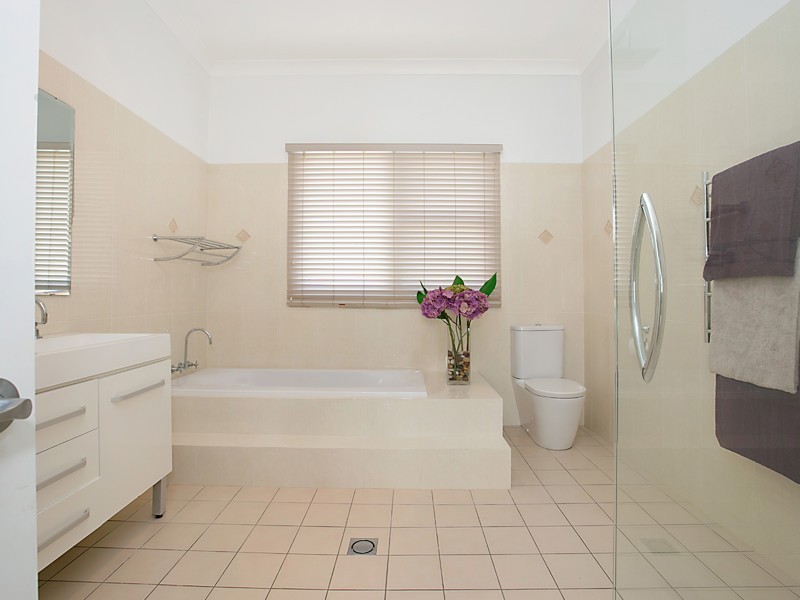 39 Boomerang Street, Cessnock NSW 2325