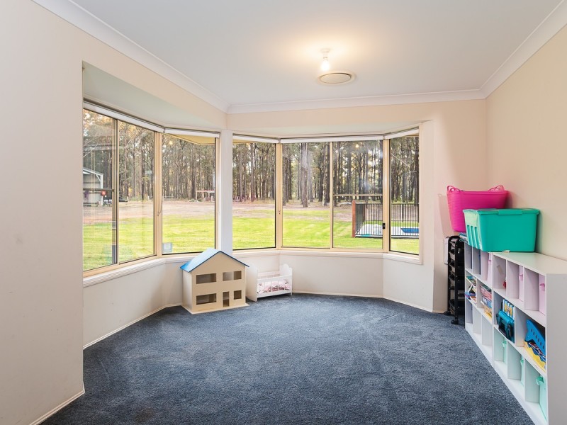 320 Lovedale Road, Lovedale NSW 2325