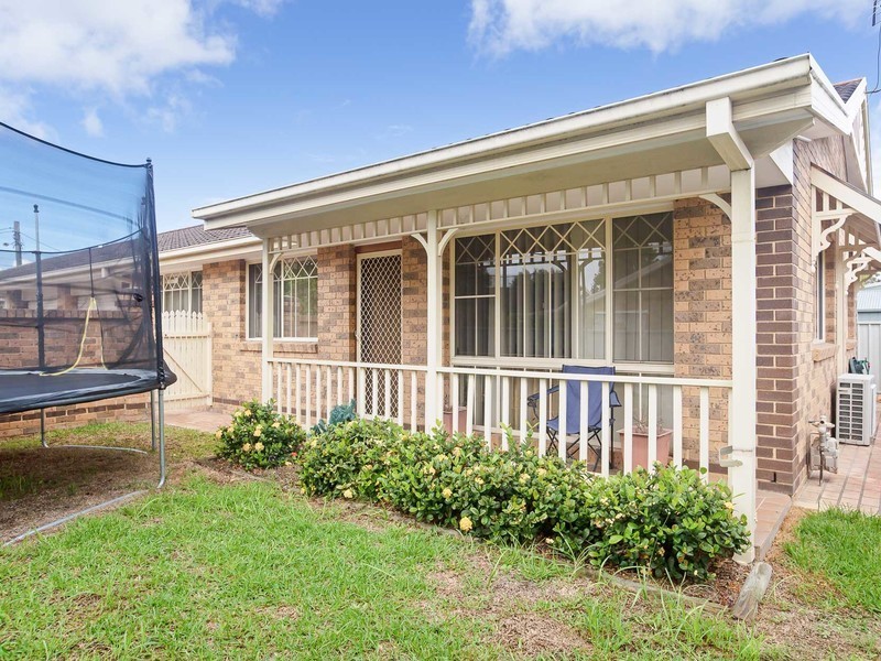 1 & 2/10 Shedden Street, Cessnock NSW 2325