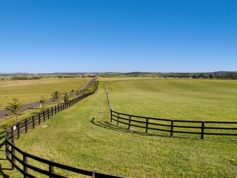 665 Luskintyre Road, Luskintyre NSW 2321
