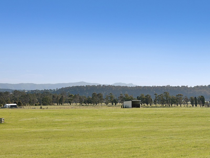 665 Luskintyre Road, Luskintyre NSW 2321