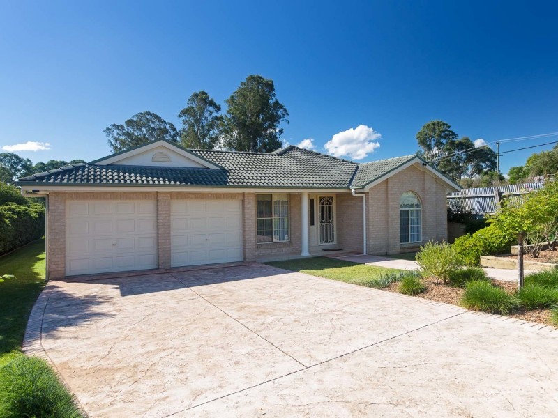 16 Hecla Street, Ellalong NSW 2325