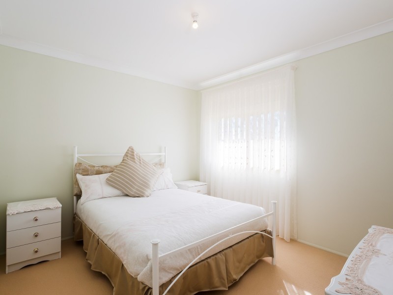 16 Hecla Street, Ellalong NSW 2325