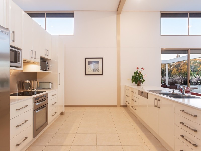 204 Luskintyre Road, Luskintyre NSW 2321