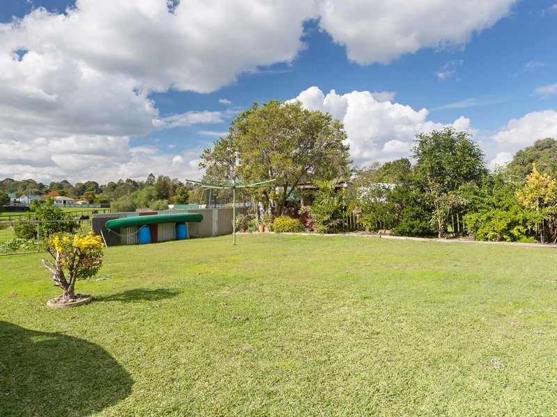 15 High Street, Greta NSW 2334