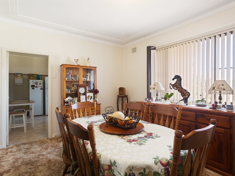 15 High Street, Greta NSW 2334