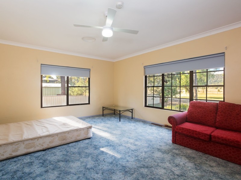 31 Cochrane Street, Broke NSW 2330