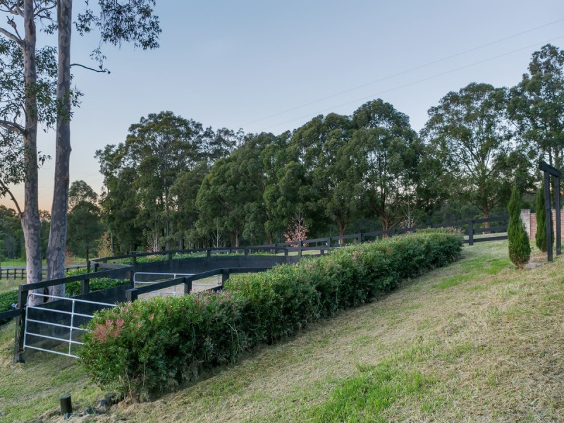 100 Rodney Road, Mount Vincent NSW 2323