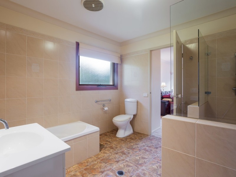 2 O’Shea Circuit, Cessnock NSW 2325