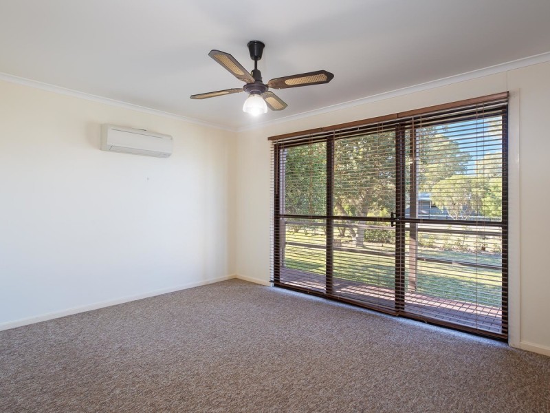 31 Howe Street, Broke NSW 2330