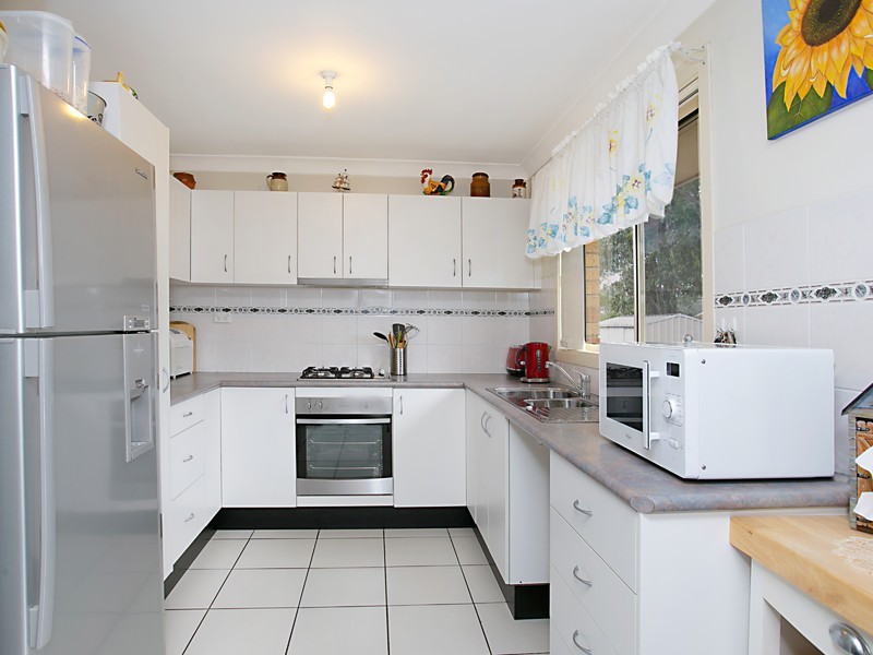 9 Buffier Close, Cessnock NSW 2325