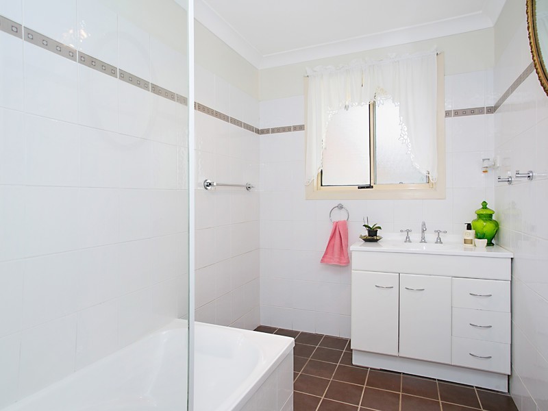 9 Buffier Close, Cessnock NSW 2325