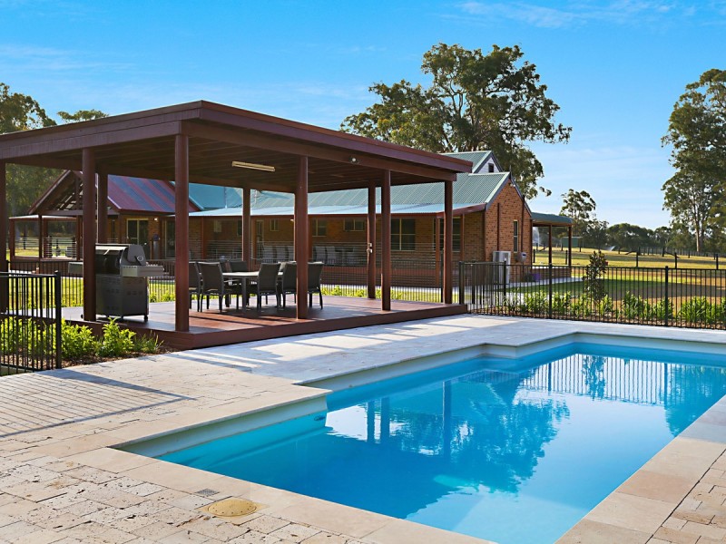 751 Sandy Creek Road, Quorrobolong NSW 2325