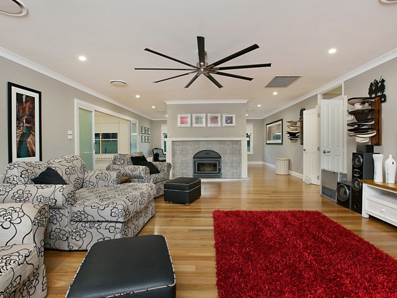 751 Sandy Creek Road, Quorrobolong NSW 2325