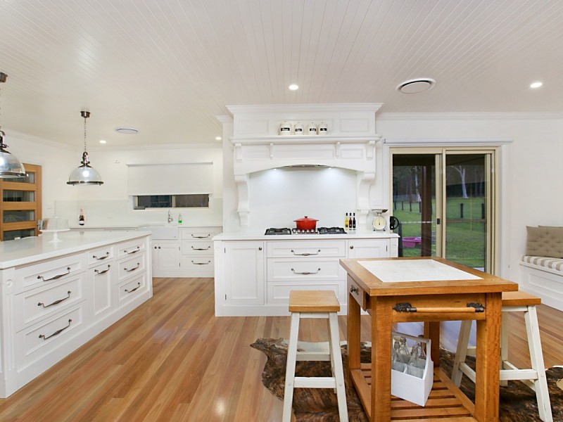 751 Sandy Creek Road, Quorrobolong NSW 2325