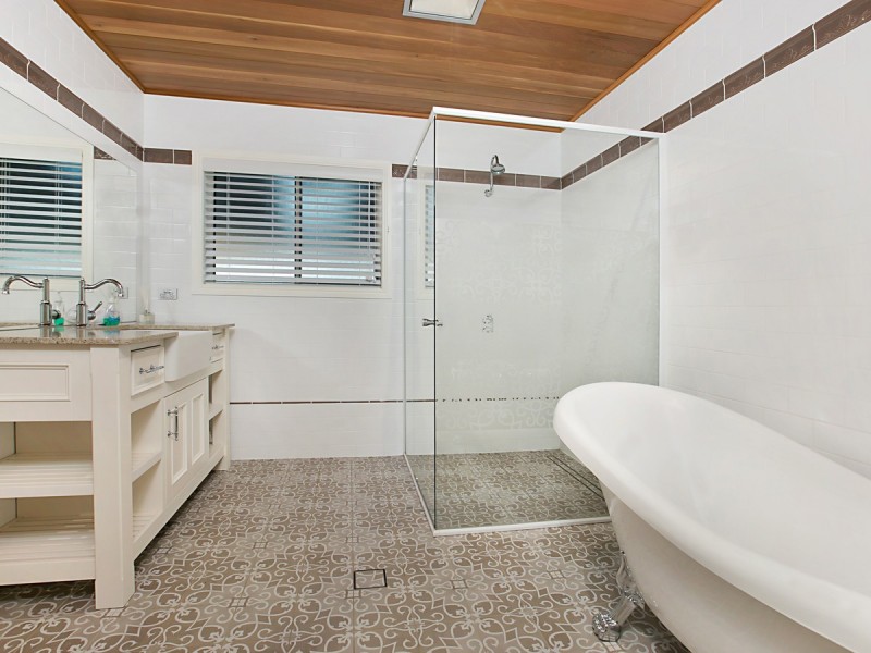 751 Sandy Creek Road, Quorrobolong NSW 2325