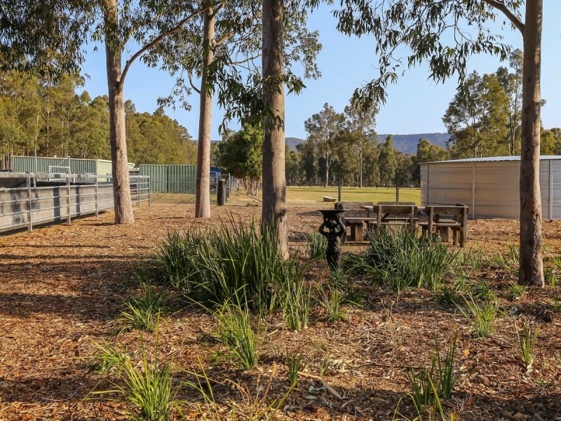 751 Sandy Creek Road, Quorrobolong NSW 2325