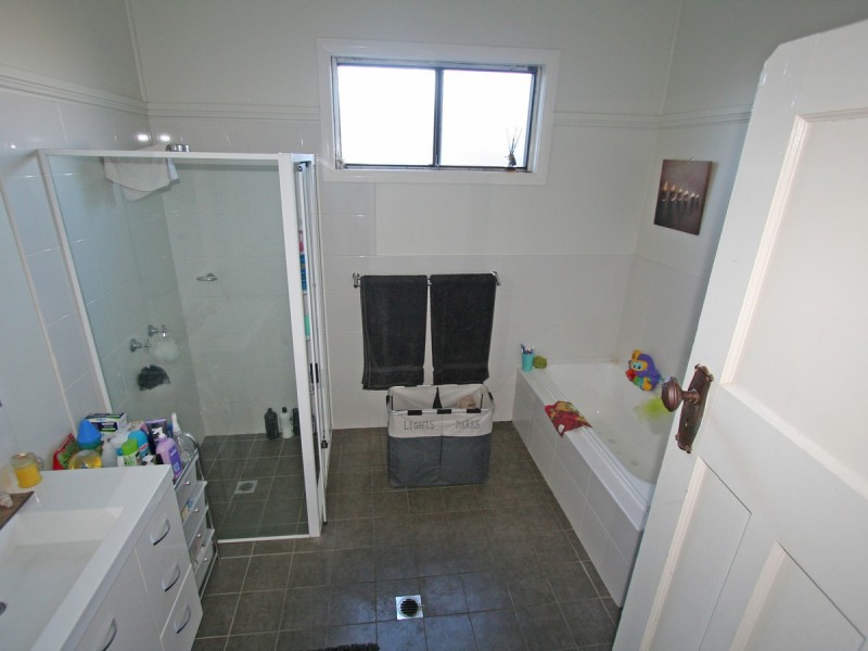 67 & 67A Mount View Road, Cessnock NSW 2325